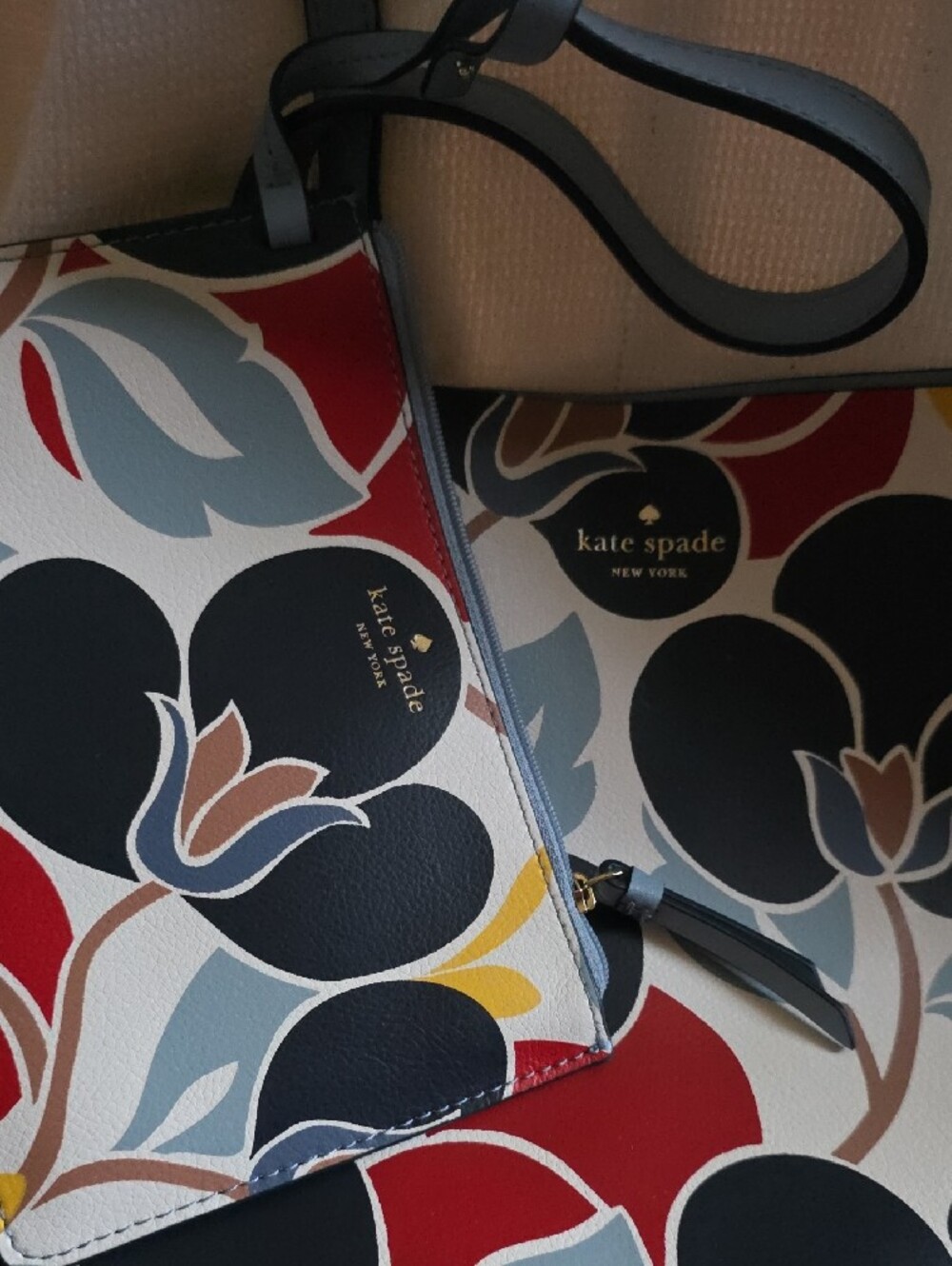 kate spade 2 Piece Floral Tote in Black, Red, Blue and Yellow NWT - Picture 11 of 11